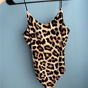 H&M Leopard Trim Cap in Black and Tan